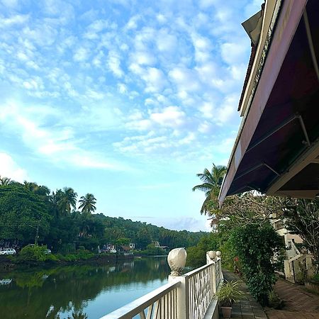 Hotel Riverside Baga Buitenkant foto