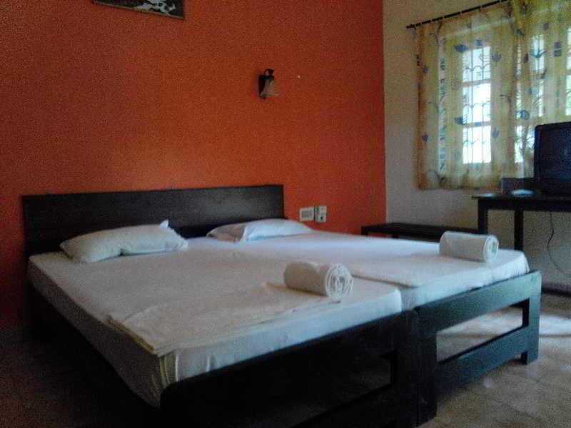Hotel Riverside Baga Buitenkant foto